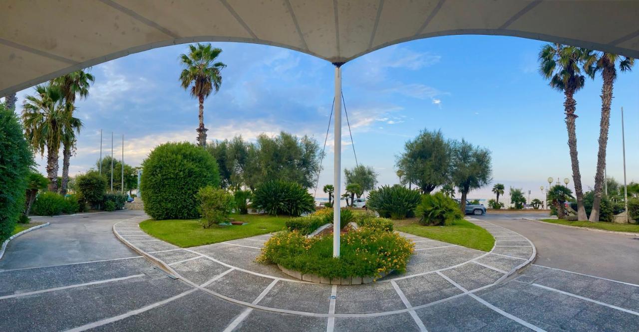 Nicotel Hotel